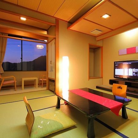 Ryokan Kinranso Hanayama Koriyama  Exterior photo
